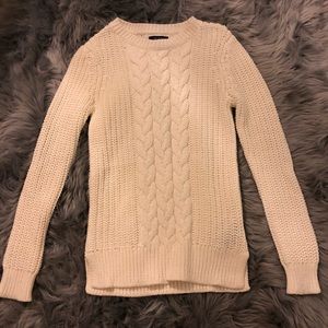 WHITE KNIT SWEATER